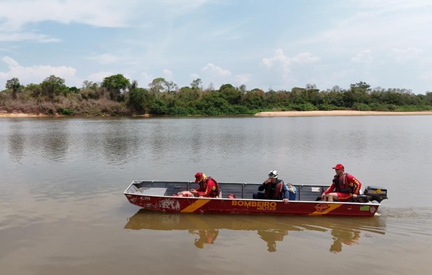 Bombeiros localizam vítima de afogamento no Rio Araguaia em Nova Crixás