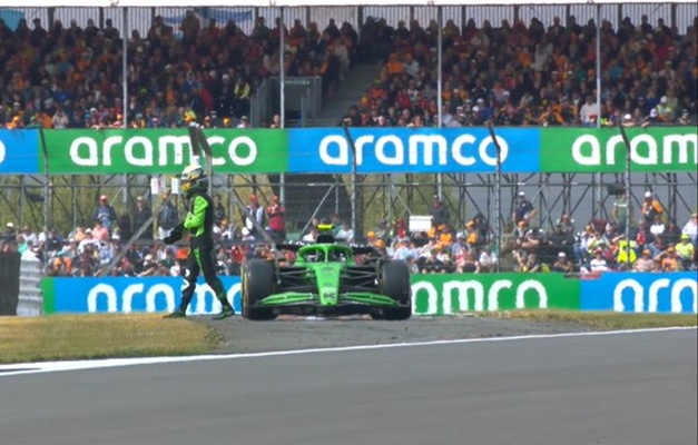 Bortoleto lamenta erros após abandonar GP da Inglaterra ainda no início: 'Fui muito otimista'