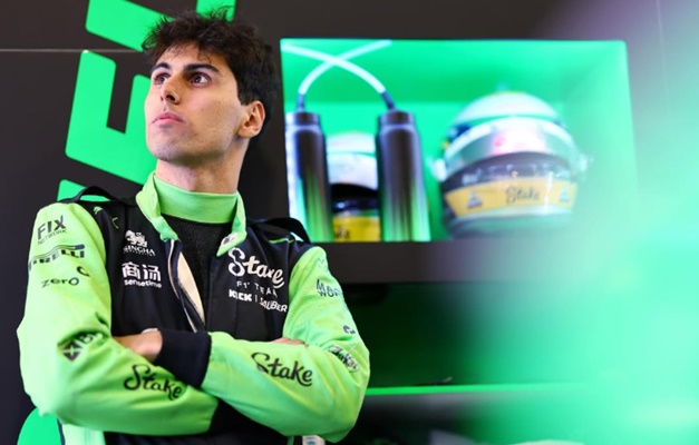 Bortoleto minimiza críticas na F1: 'Olham para Senna e acham que você ganha com qualquer carro'