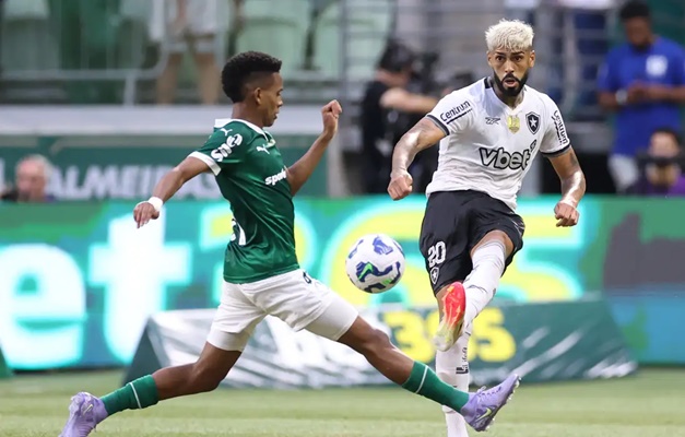 Botafogo e Palmeiras abrem oitavas de final do Mundial de Clubes