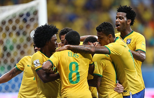 Brasil bate o Peru por 3 a 0 e sobe para o 3º lugar 
