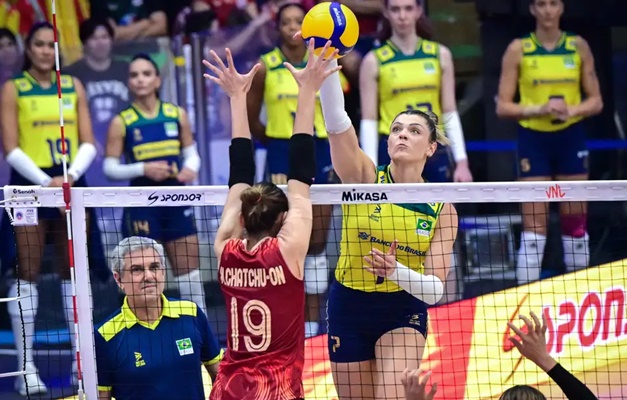 Brasil bate Tailândia e vai às semifinais da Liga das Nações de Vôlei