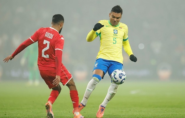 Brasil desperdiça pênalti e não passa de empate com Tunísia