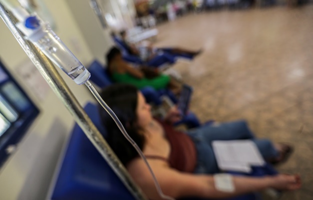 Brasil registra 10 mil casos e quatro mortes por oropouche em 2025
