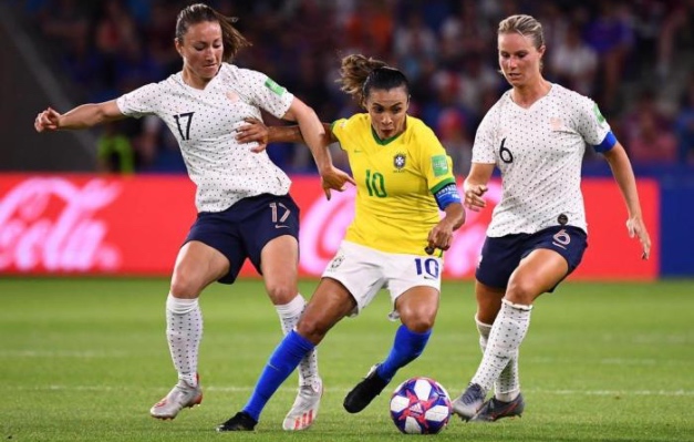 File:Estados Unidos x Suécia - Futebol feminino - Olimpíada Rio