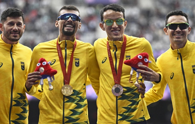 Brasil tem dobradinha no pódio nos 1500m e fecha dia com 10 medalhas na Paralimpíada