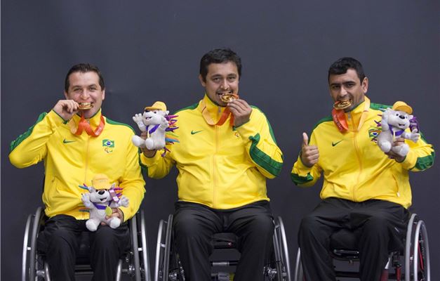 Com hat-trick de sul-mato-grossense, Brasil goleia o Canadá e defende  título do futebol de 7 no Parapan, ms