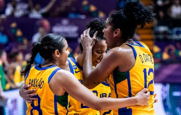 Brasil vence EUA e é campeão da Copa América de Basquete Feminino