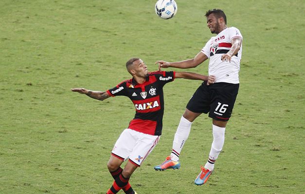 Brasileirão vai começar com São Paulo x Flamengo e Cruzeiro x Corinthians