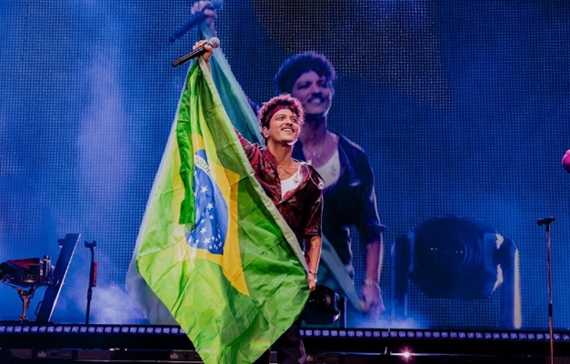 Bruno Mars faz último show no Brasil nesta terça; lembre destaques da turnê no País