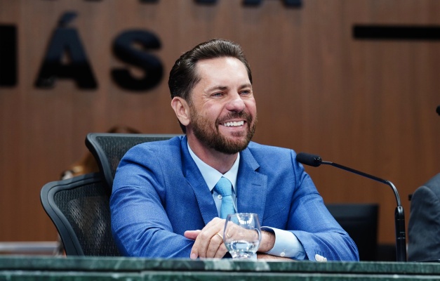 Bruno Peixoto lidera preferência para deputado federal em Goiás