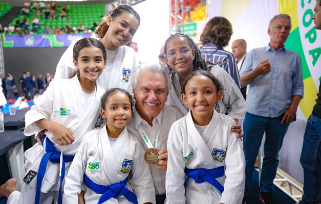Caiado abre campeonatos nacionais de karatê em Goiânia