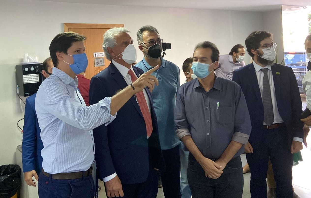 Caiado convida MDB para compor chapa majoritária em 2022 