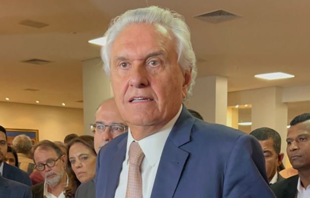 Caiado critica uso de tornozeleira eletrônica por Bolsonaro