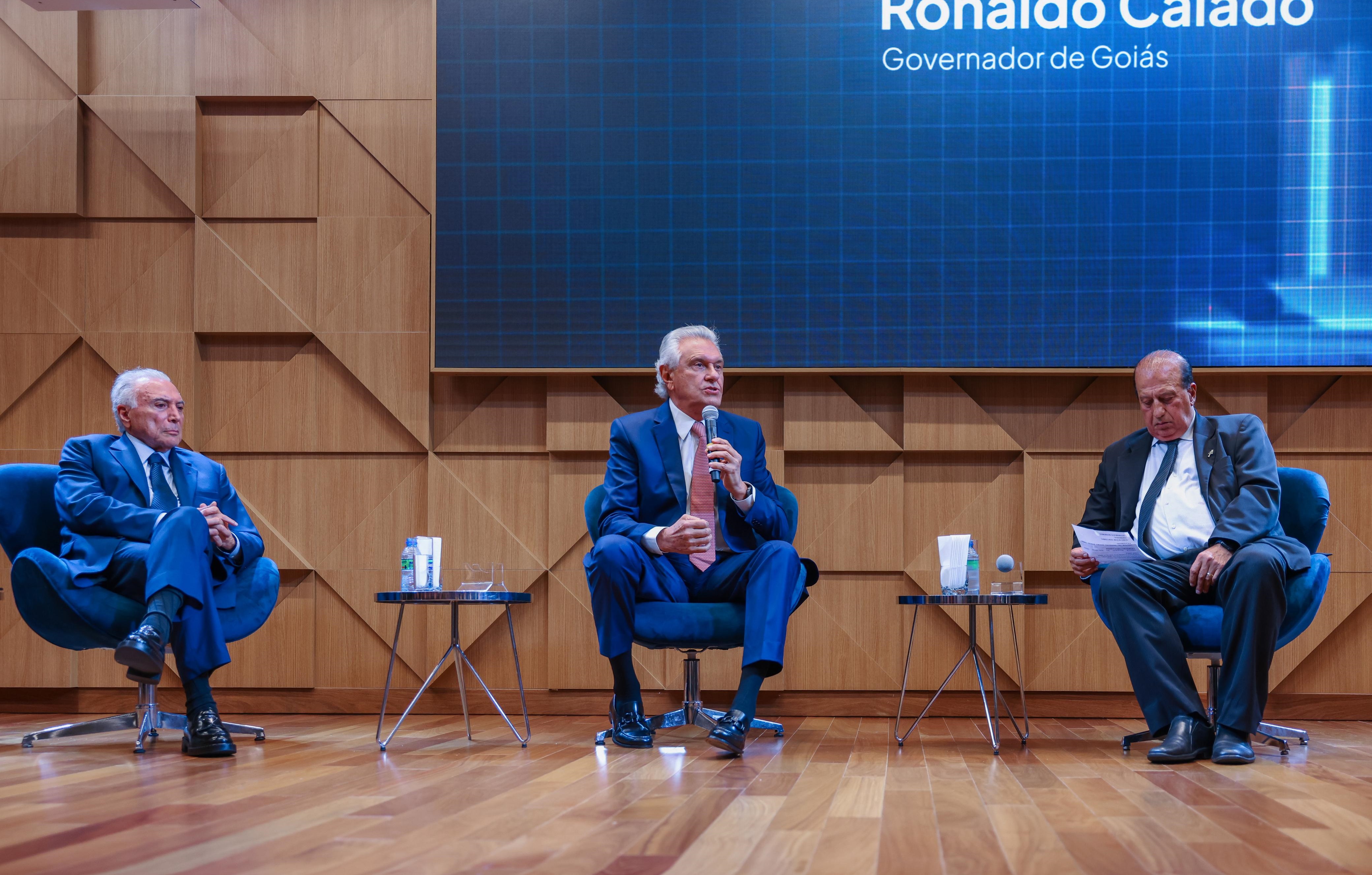 Caiado destaca equilíbrio fiscal como base da governabilidade