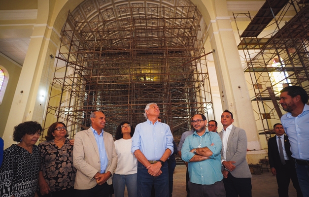 Caiado destaca importância do restauro da Catedral de Sant’ana em Goiás