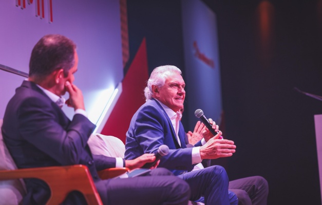 Caiado destaca modernização e desafios do campo no Agro Summit 2025