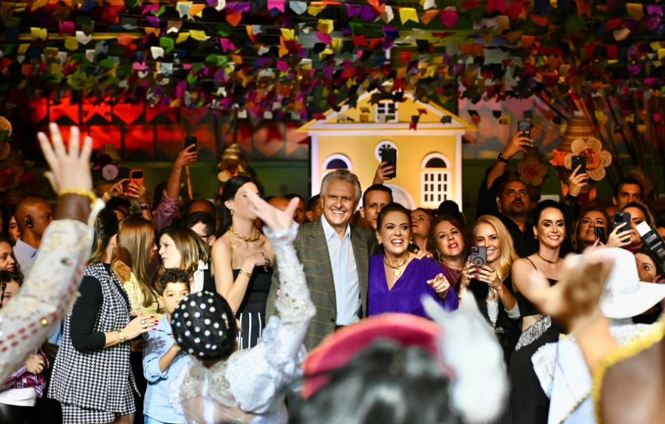 Caiado e Gracinha reforçam compromisso com área social durante Arraiá do Bem