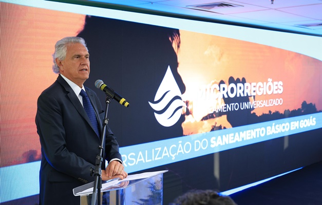 Caiado estende até 2049 prazos de contratos da Saneago 