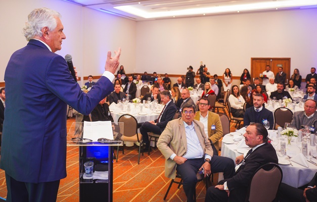 Caiado fala sobre ações do governo de Goiás a empresários de São Paulo