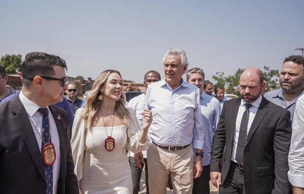 Caiado inaugura nova sede da Delegacia da Mulher em Águas Lindas de Goiás