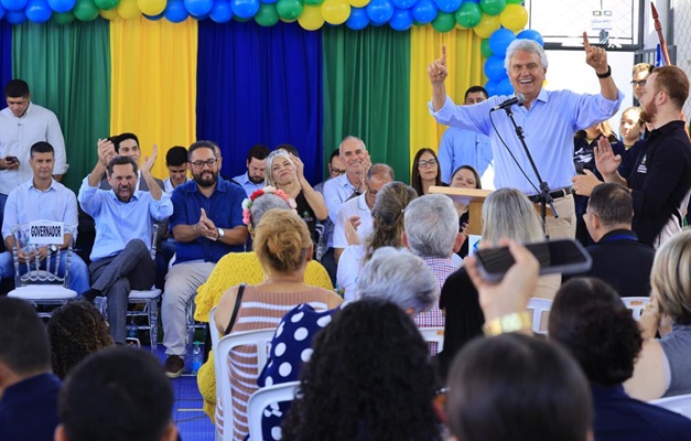 Caiado inaugura nova sede do Colégio Estadual Dom Fernando I em Goiânia