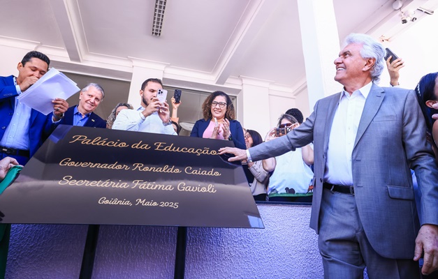Caiado inaugura Palácio da Educação, primeira sede própria da Seduc