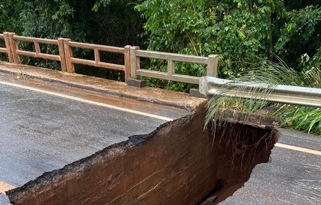 Caiado lança programa para trocar pontes de madeira por aduelas de concreto