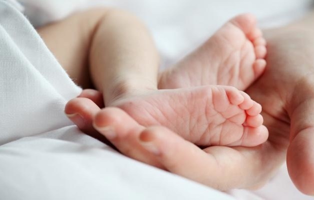 Caiado lança programa que visa fortalecer cuidado materno-infantil
