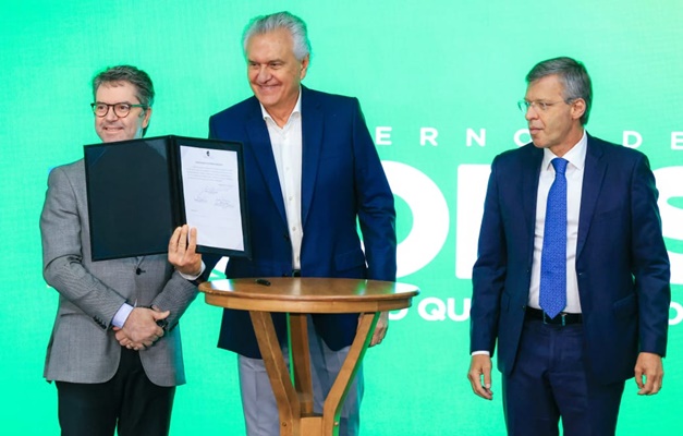 Caiado lança projeto para reduzir filas e otimizar rede hospitalar de Goiás