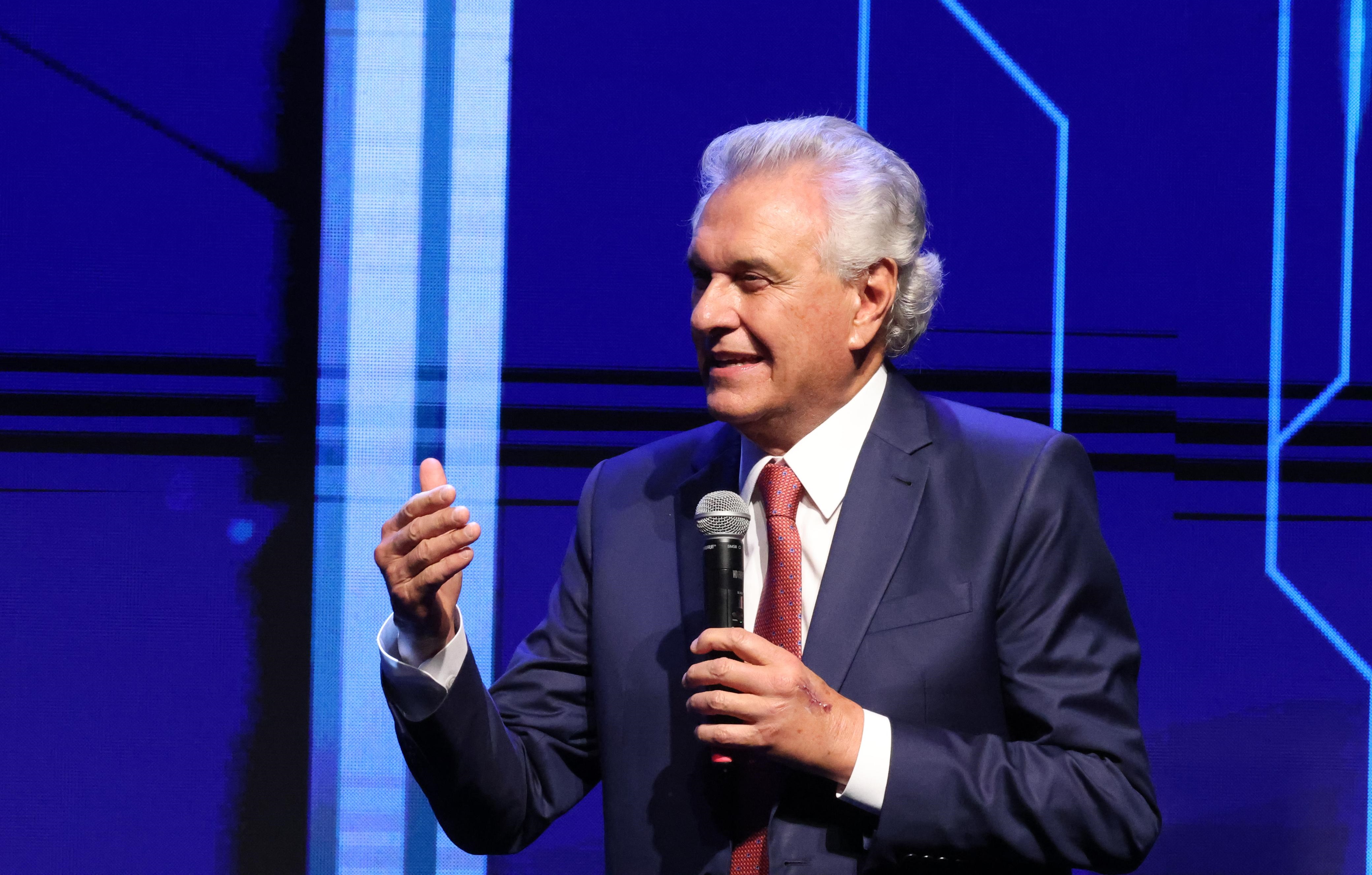 Caiado propõe lei que incentiva o desenvolvimento da inteligência artificial