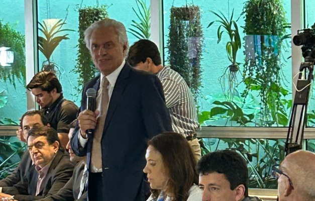 Caiado se reúne com empresários e anuncia ações contra tarifaço dos EUA