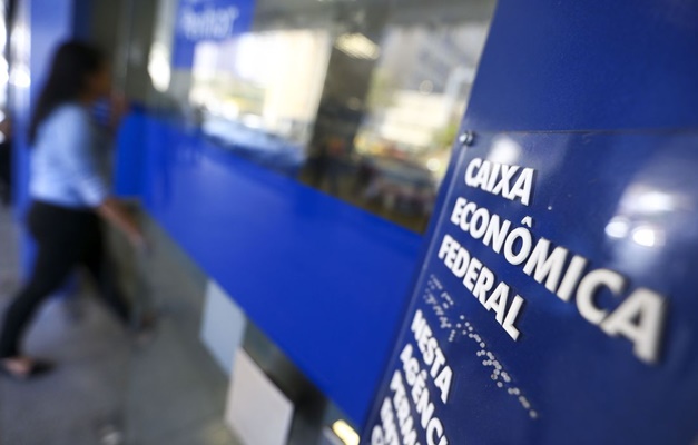 Caixa eleva de 1 a 2 pontos percentuais juros para compra de imóveis