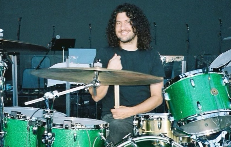 Californiano Ilan Rubin é o novo baterista da banda Foo Fighters