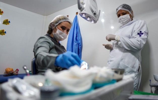 Câmara aprova aumento de pena para crime contra profissionais de saúde