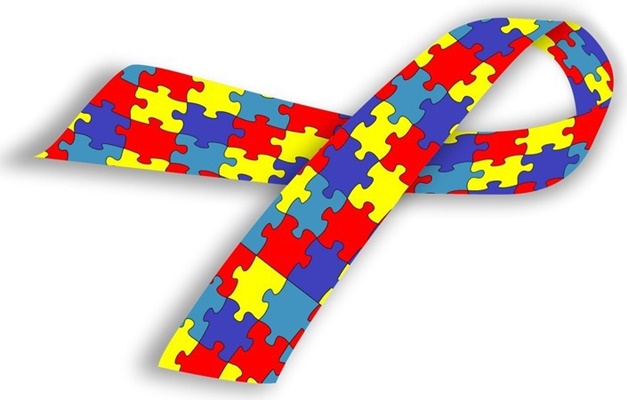 Câmara aprova inclusão do símbolo de autismo em placas de prioridade