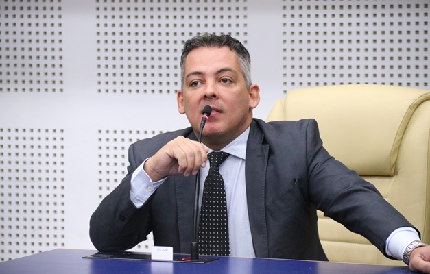 Câmara aprova proibição de diferenciar elevadores social e de serviço