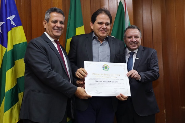 Câmara de Goiânia e Sistema OCB/GO homenageiam lideranças do cooperativismo