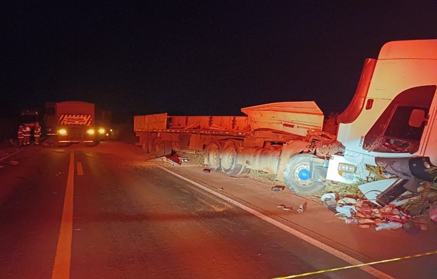 Caminhoneiro morre em acidente envolvendo 4 caminhões em Santa Helena