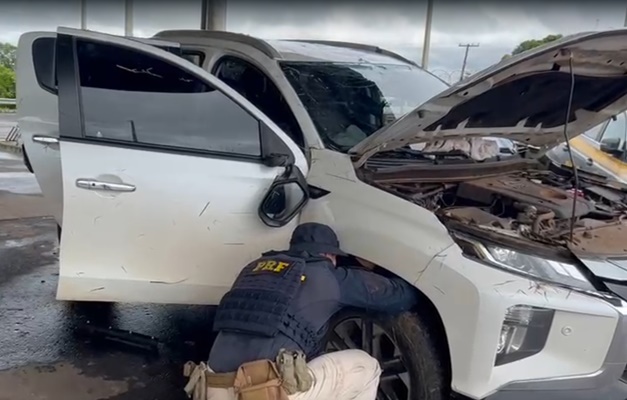 Caminhonete roubada é recuperada pela PRF em Morrinhos 