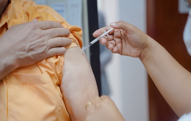 Campanha de vacinação contra a gripe começa nesta sexta em Goiás