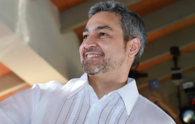 Candidato colorado é eleito presidente do Paraguai 