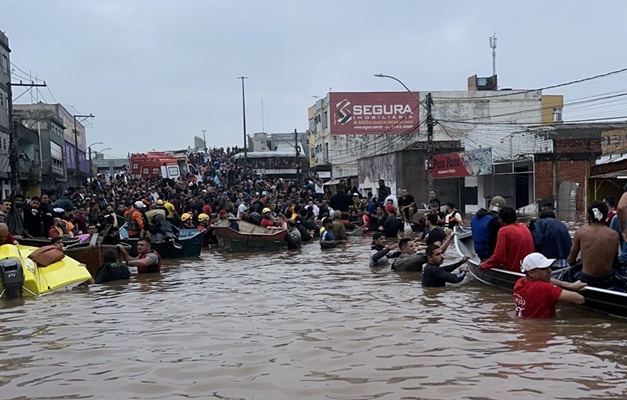 Canoas (RS) ordena evacuação de 50 mil pessoas em área de risco de enchentes