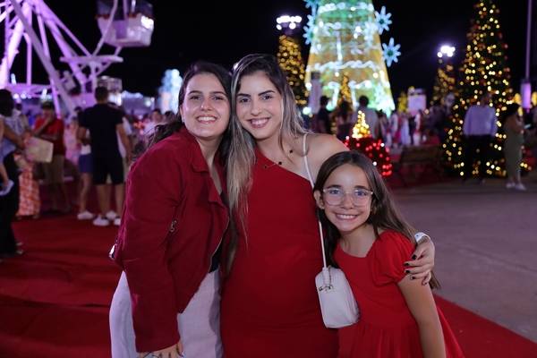 Cantata de Natal encanta público no Centro Cultural Oscar Niemeyer; veja