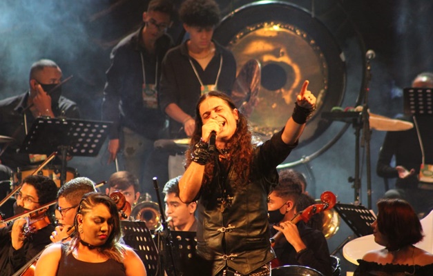 Canto da Primavera leva música de vários estilos a Pirenópolis