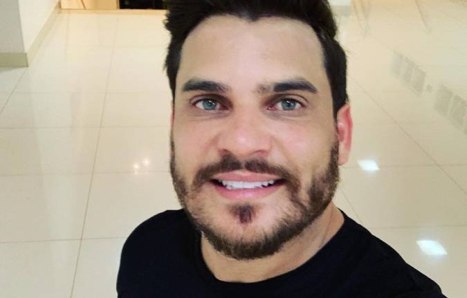 Cantor Cauan deixa UTI e segue tratamento no quarto