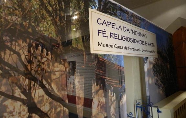 Capela pintada por Candido Portinari pode ser vista na capital paulista