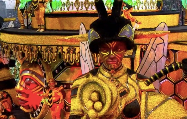 Carnaval de SP 2024: 1º dia de desfiles é marcado por homenagens
