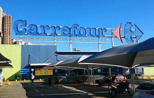 Carrefour Goiânia é multado por desrespeitar norma de segurança do trabalho