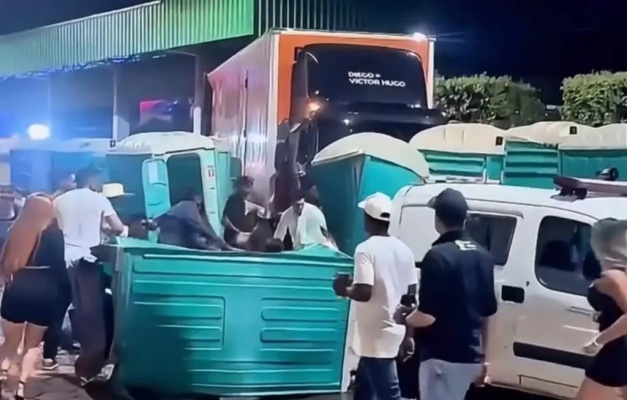 Carreta da dupla Diego & Victor Hugo atinge público durante evento em Goiás